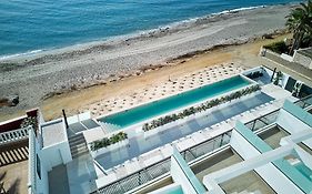 Ancon Suites